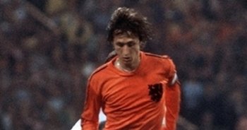 Johan Cruyff calificó a Chile como el mejor del Mundial y lo comparó con la 