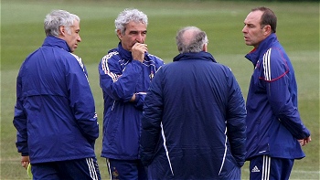 Federación Francesa de Fútbol despidió a Raymond Domenech por escándalo mundialista