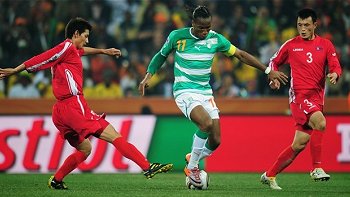 Didier Drogba inició campaña por elecciones democráticas y transparentes en Africa