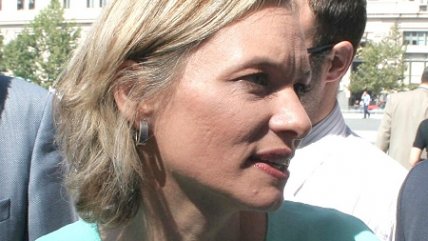 Carolina Goic: El postnatal de seis meses es la mejor alternativa