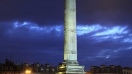   Franceses celebraron en las calles el triunfo de Hollande 