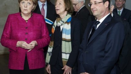   Merkel y Hollande en el Louvre 