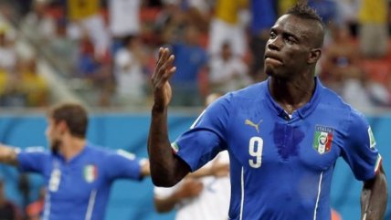 Italia se apropió del clásico ante Inglaterra en su estreno mundialista