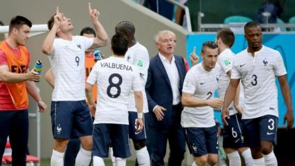 Francia mantuvo el ritmo y goleó a Suiza por el Grupo E