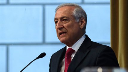 Canciller ratificó viaje flash de Bachelet a Perú: 