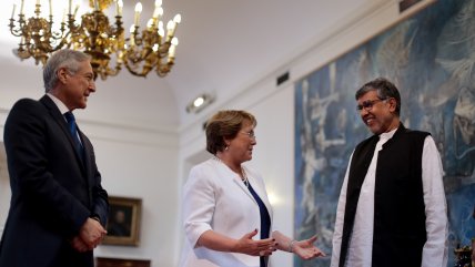   Presidenta Bachelet recibió a Premio Nobel de la Paz 2014 en La Moneda 