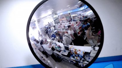   Intendente y seremi fiscalizaron farmacias de Concepción 