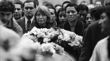   La Historia es Nuestra: Cuatro funerales para Pablo Neruda 