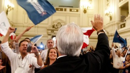  Renovación Nacional proclamó a Piñera como su candidato presidencial 