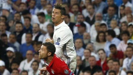   Cristiano Ronaldo emparejó el partido con Bayern gracias a un potente frentazo 