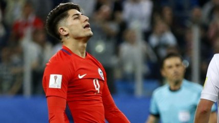 Hinchas increparon a Angelo Sagal por el gol que falló ante Alemania