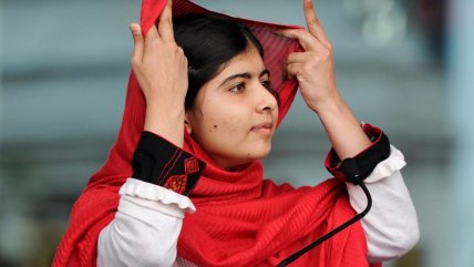   Seis años después, Malala vuelve a Pakistán que la recibe entre la admiración y el desprecio 