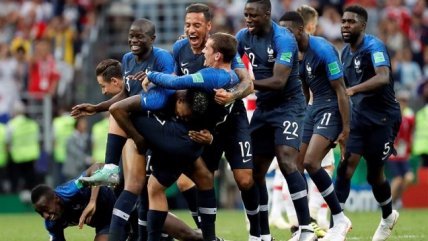 Prensa internacional alabó la eficacia de Francia: Le monde a sus pies