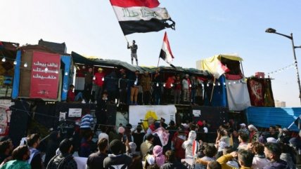   Masivas protestas en Irak exigiendo disolución del Parlamento 