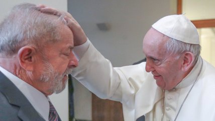   El papa Francisco bendijo a Lula da Silva en el Vaticano 