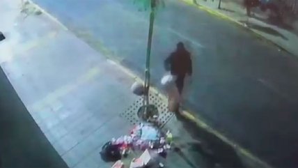   Cámara de seguridad captó momento en que sujetos dejan una cabeza en Santa Isabel 