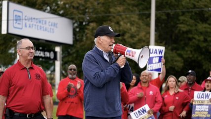   Biden hace historia como el primer presidente de EE.UU. en sumarse a una protesta 