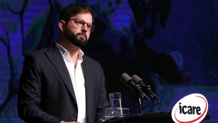   Boric defiende el pacto fiscal ante los empresarios: 