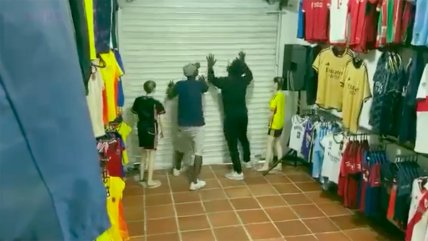   Comerciante dejó encerrados a delincuentes que robaban en tienda deportiva 