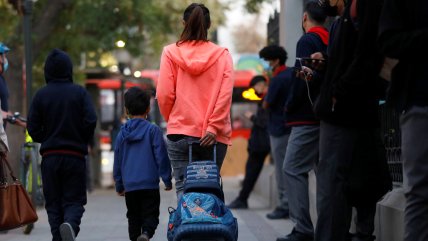  Autoridades indagan presunta agresión contra niño en colegio de Santiago  