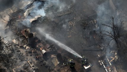   El incendio que afectó a una fábrica de reciclaje en San Joaquín 