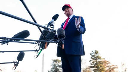   Listas negras y demandas: las tácticas de Trump para controlar cobertura de los medios 