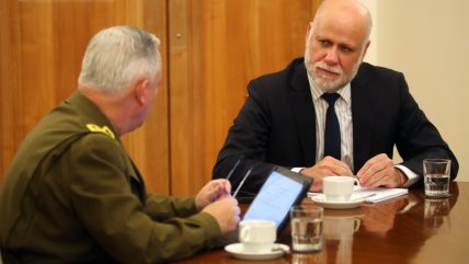   Primer día en Interior: Ministro Elizalde se reúne con policías y fiscal nacional 