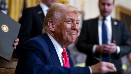   Trump subió a 125% los aranceles a China y suspendió los de países que no tomaron represalias 