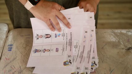  Ecuador: Una participación superior al 83% marca la segunda vuelta entre Noboa y González  