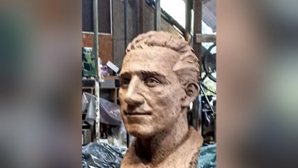   Estatua de David Arellano será inaugurada este sábado en el Estadio Monumental 