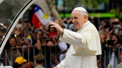   Teólogo jesuita resumió la relación de Francisco con Chile: 