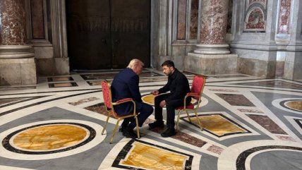   Zelenski y Trump tuvieron reunión informal en El Vaticano: Fue considerada positiva 
