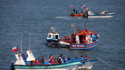   Comisión mixta analiza ley de fraccionamiento pesquero entre posturas divididas 