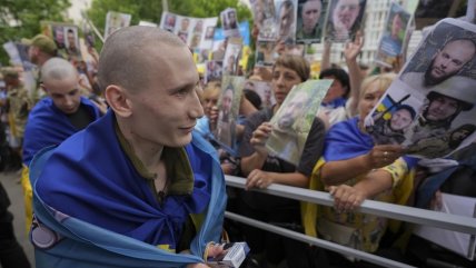   Ucrania y Rusia canjearon primer grupo de prisioneros de guerra menores de 25 años 