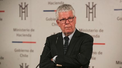  Eyzaguirre desmiente integración al comando de Jara  