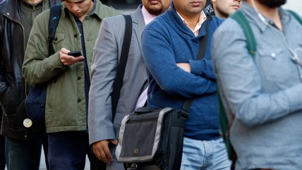  Desocupación en Chile: Expertos y parlamentarios proponen soluciones urgentes  