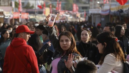   Concepción y Laja desafían a la autoridad con fondas en horario extendido 
