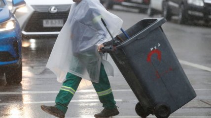  Ojos que Sí Ven: La exclusión educativa y laboral de adultos en Chile  