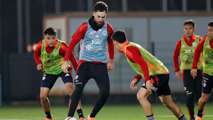   La Roja tuvo su primer entrenamiento en Rusia previo a los amistosos 