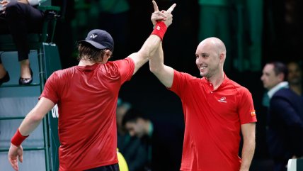   Bélgica eliminó a Francia y avanzó a semifinales en la Copa Davis 2025 