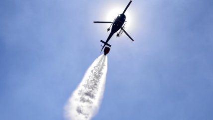  Isla de Pascua en alerta por avance de incendio forestal  