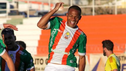   [VIDEO] César Munder deslumbró y golpeó a Colo Colo con espectacular derechazo al ángulo 